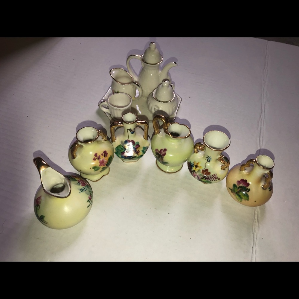 Vintage KASUGA Japanese small jars